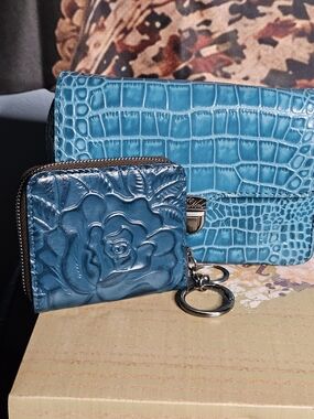 Patricia Nash Purse And Wallet Set